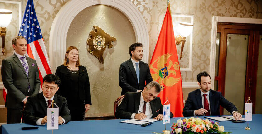 Members of Montenegro's EPCG and US-based UGT Renewables during the agreement signing
